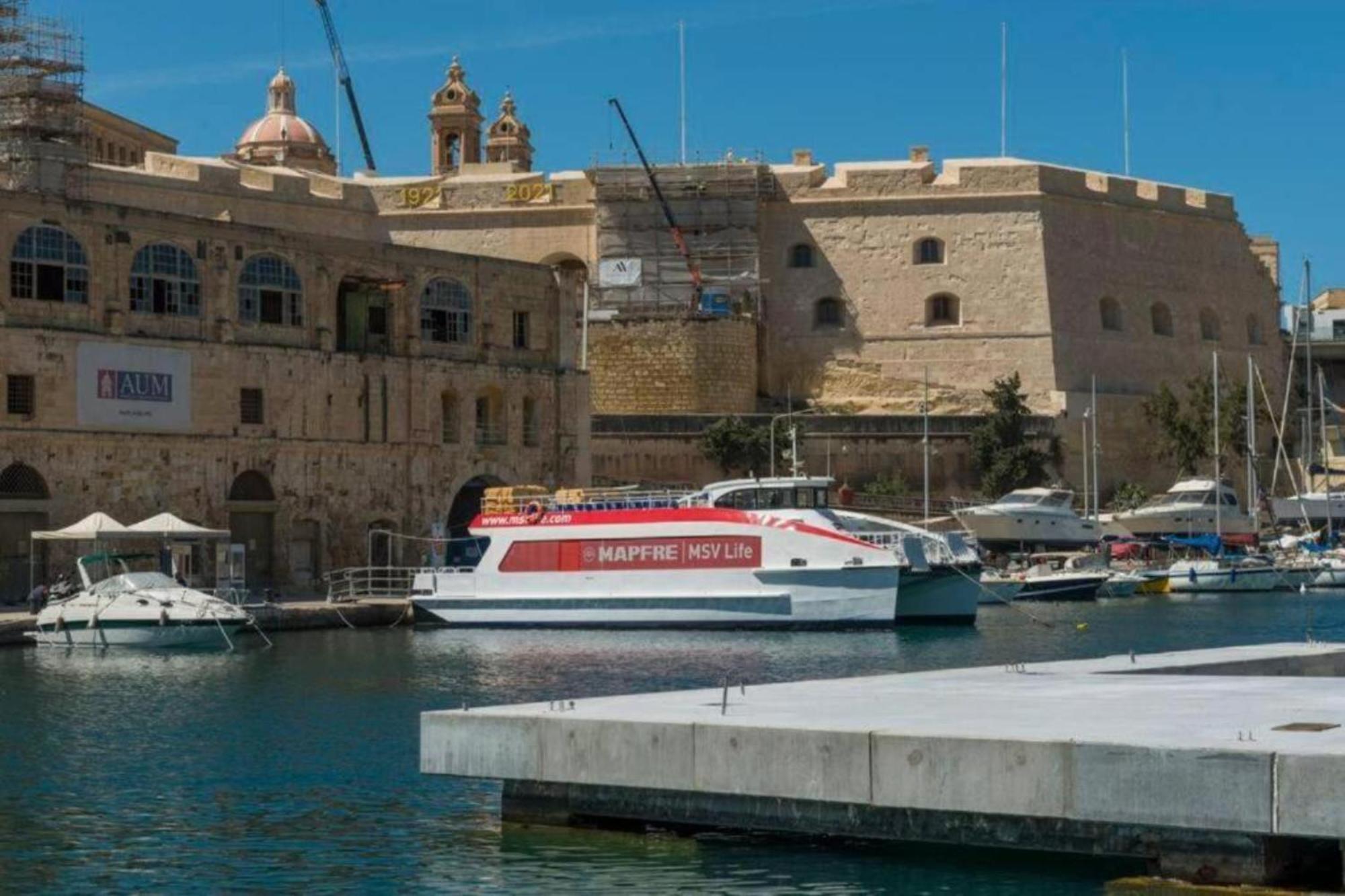 Authentic Gf Apartment With Terrace At The 3 Cities Marina Cospicua Eksteriør billede